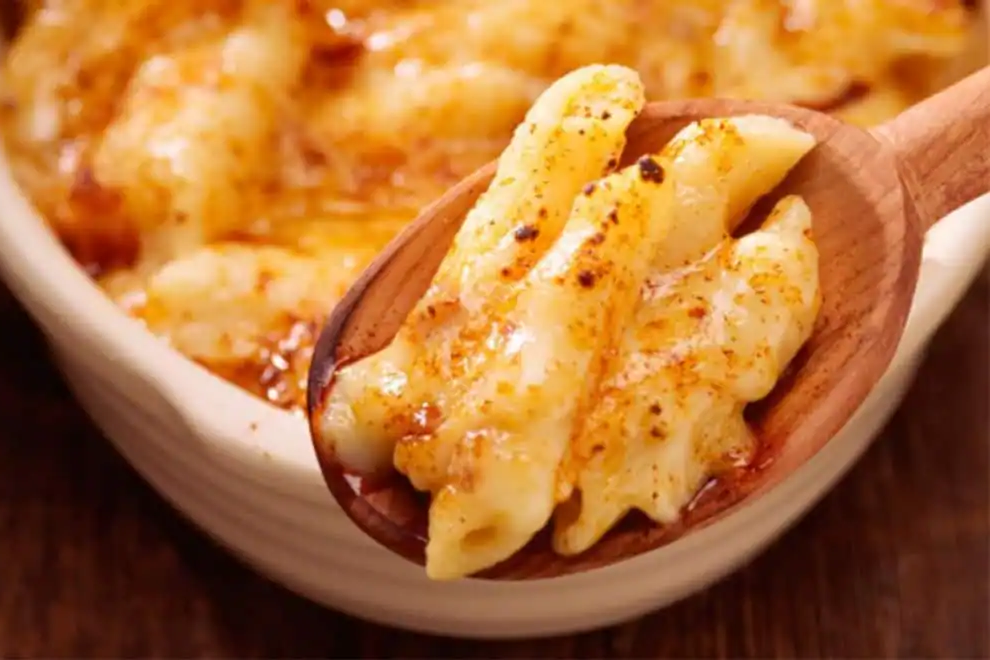 MAC & CHEESE (BEECHER’S “WORLD’S BEST”)
