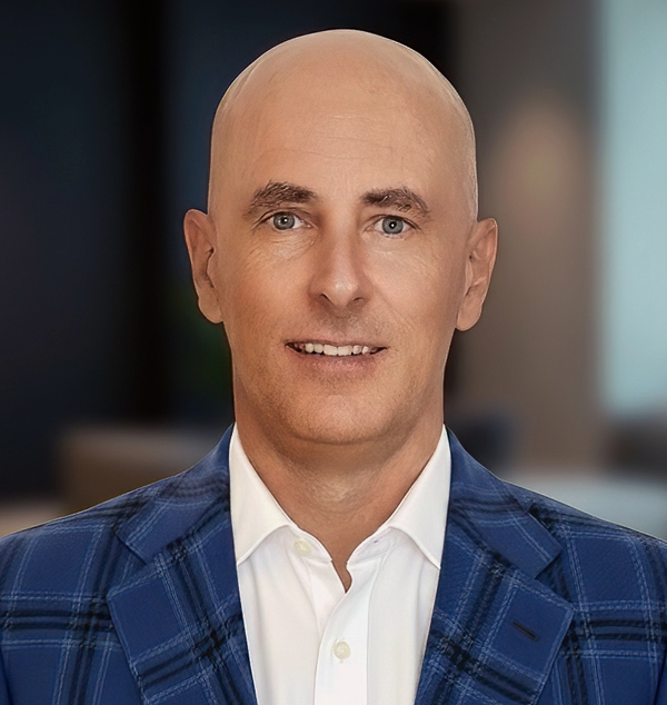 Revel-Around-The-World-Donald-Head-Shot-600x634-Jan-15-2026-use