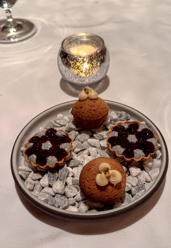 Elderberry House – Petit fours