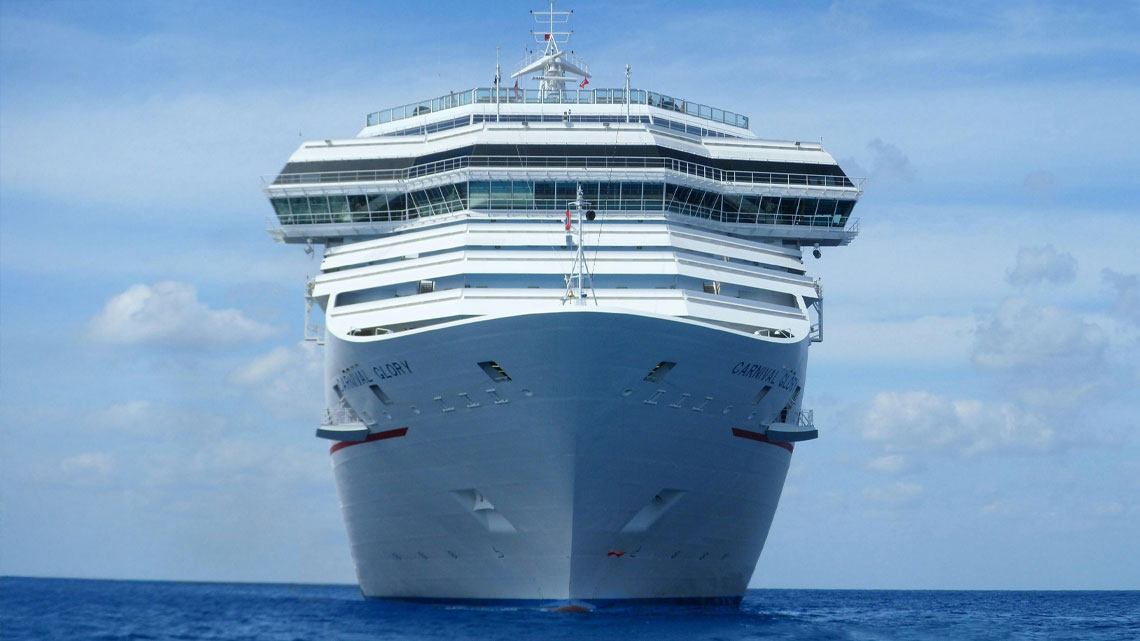 river vs ocean cruise: picture of ocean cruise ship